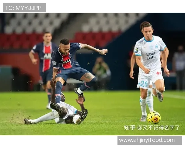 法乙精彩对决巴黎圣日耳曼迎战南锡球队全力争胜